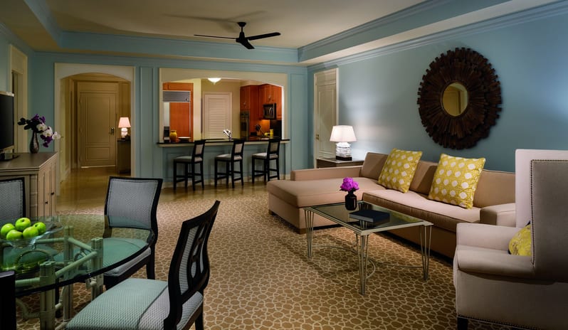 OCEAN VIEW SUITE LIVING_001